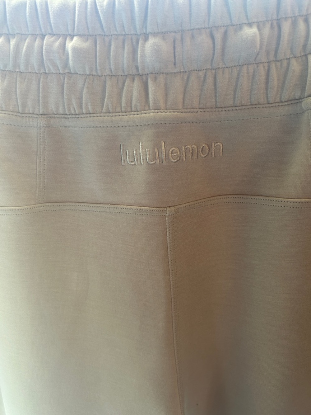 “Lululemonon” on back of pants. Tags. EUC. Tan color. 2 side pockets. See photos - Picture 3 of 8